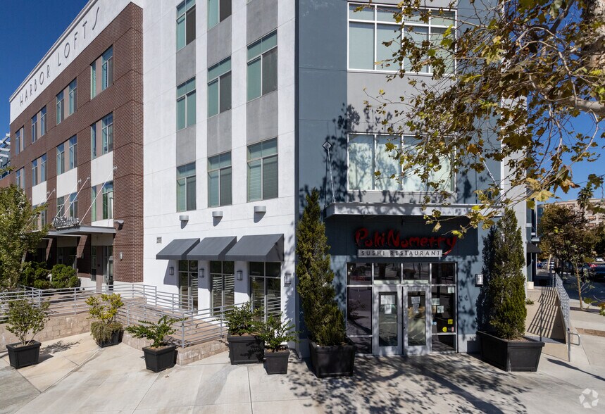 More Photos Of 110 S Harbor Blvd, Anaheim Apartments For Lease