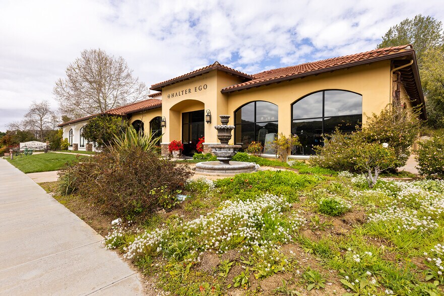 More Photos Of 28811 Canwood St, Agoura Hills Storefront Retail Office For Lease