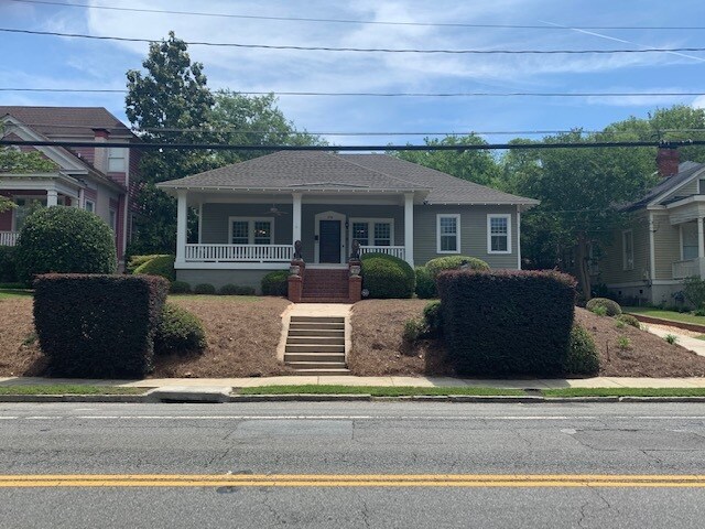 More Photos Of 173 Pierce Ave, Macon-Bibb Office Residential For Lease