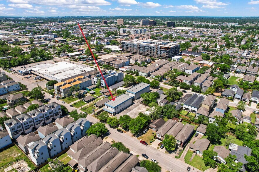 More Photos Of 901 W 18th St, Houston Warehouse For Sale