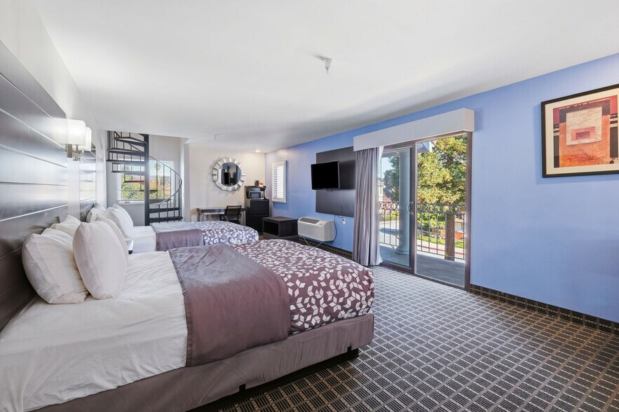 More Photos Of 600 Riverside Ave, Santa Cruz Hotel For Sale