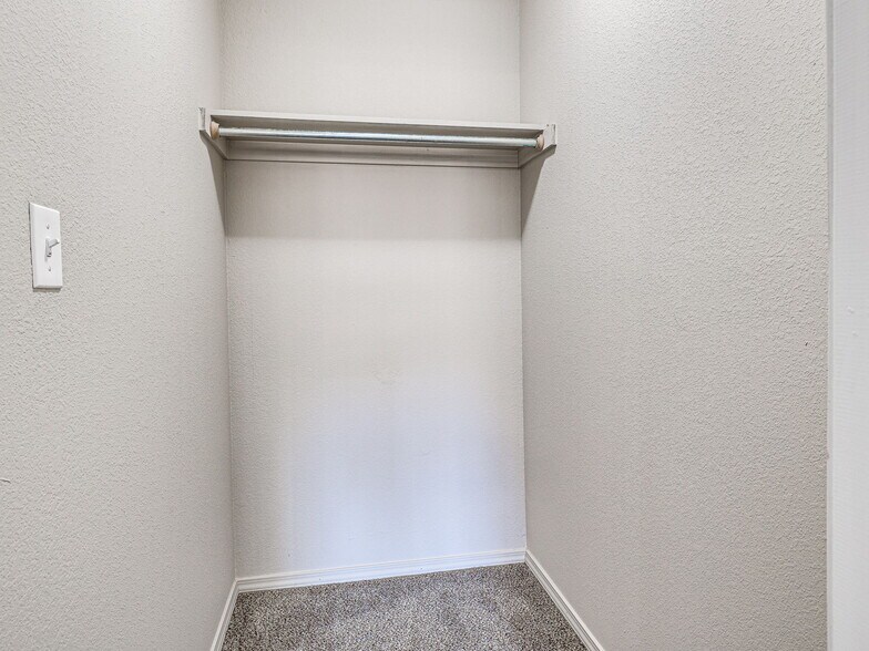 More Photos Of 2302 S 137th East Ave, Tulsa Apartments For Sale