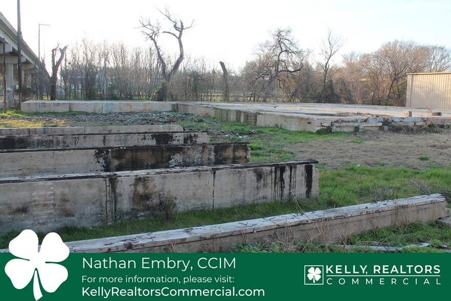 More Photos Of 301 S 17th St, Waco Land For Sale