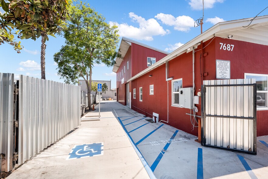 More Photos Of 7687 Lemon Ave, Lemon Grove Warehouse For Sale