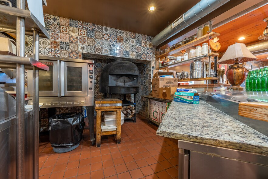 More Photos Of 424 N Main St, Souderton Restaurant For Sale