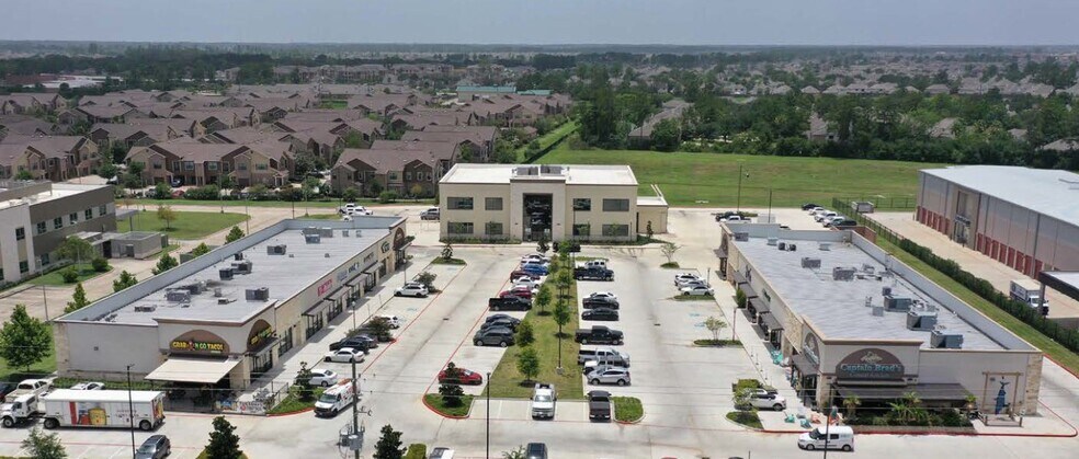 More Photos Of 24445 Tomball Pkwy, Tomball Unknown For Lease