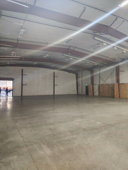 More Photos Of 1101 N Utah Ave, Pasco Warehouse For Lease