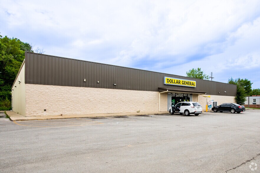 More Photos Of 5000 E Linwood Blvd, Kansas City Freestanding For Lease