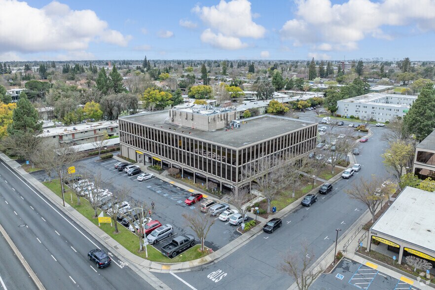 More Photos Of 2233 Watt Ave, Sacramento Unknown For Lease