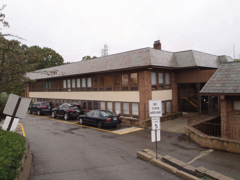More Photos Of 333 School St, Pawtucket Medical For Sale
