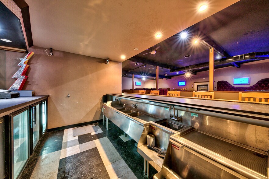 More Photos Of 10025 US-50, Mound House Flex For Lease
