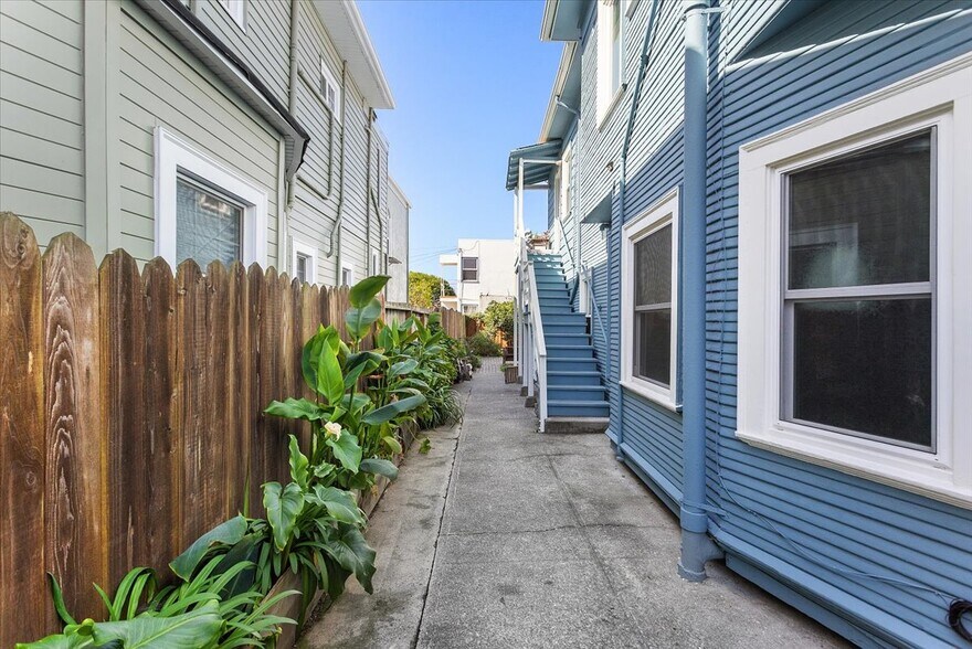 More Photos Of 3110 California St, Berkeley Multifamily For Sale