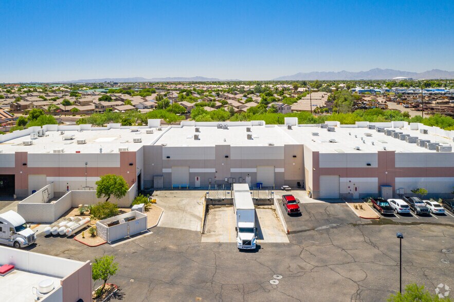 More Photos Of 8932 W Cactus Rd, Peoria Warehouse For Lease