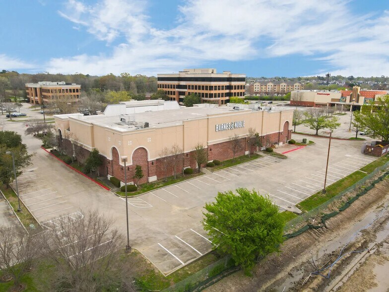 More Photos Of 2590 Citiplace Ct, Baton Rouge Freestanding For Lease