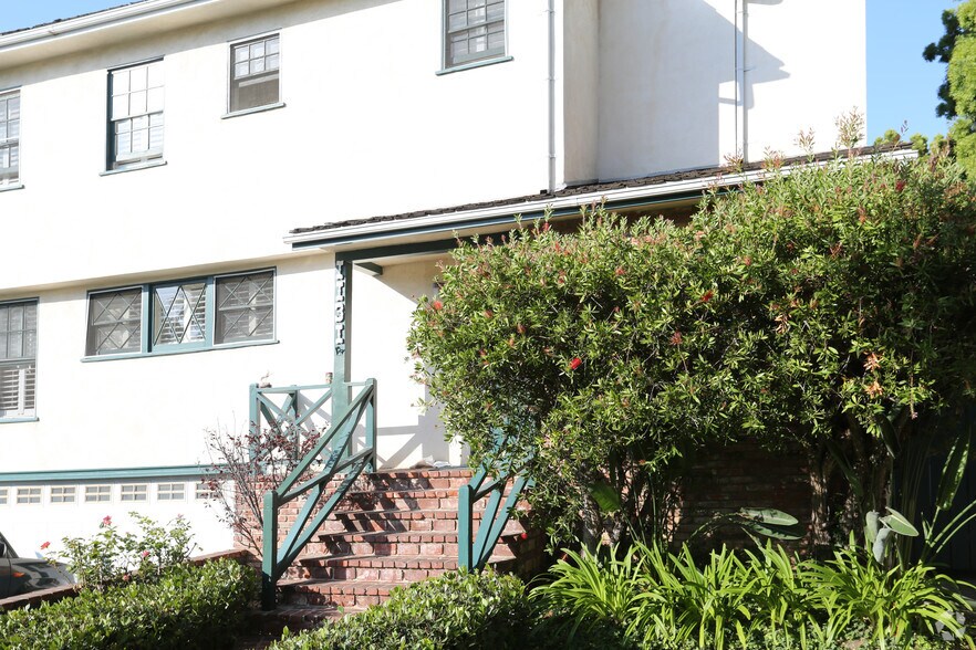 More Photos Of 1131 17th St, Santa Monica Apartments For Sale