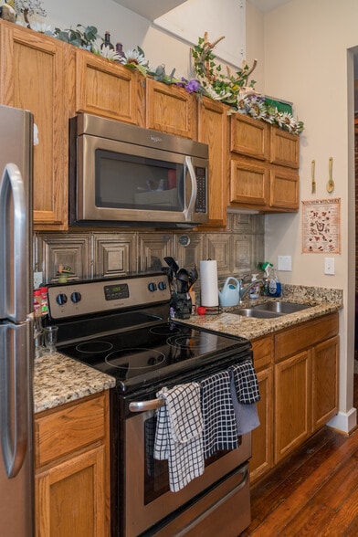 More Photos Of 417 W Grace St, Richmond Apartments For Sale