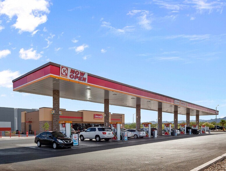 Primary Photo Of 420 E Centennial Pky, North Las Vegas Convenience Store For Sale