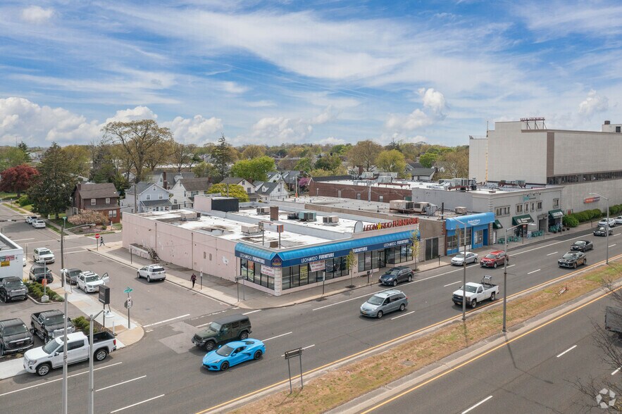 More Photos Of 500 Sunrise Hwy, Rockville Centre Storefront For Lease