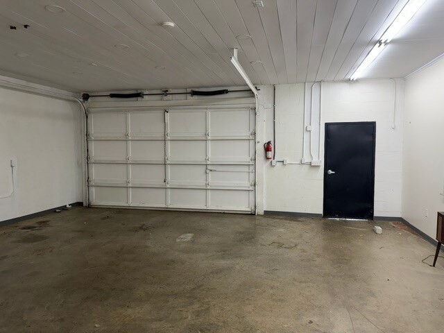 More Photos Of 709 E Jackson Ave, Vinton Specialty For Sale