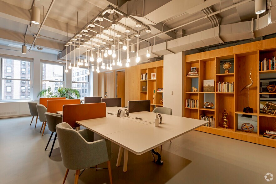 More Photos Of 132 W 31st St, New York Coworking Space