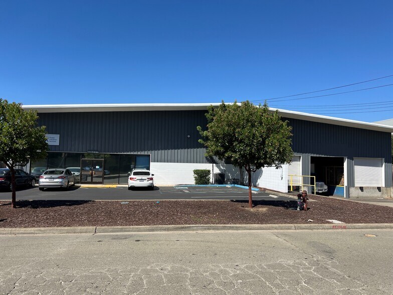More Photos Of 31801 Hayman St, Hayward Manufacturing For Lease