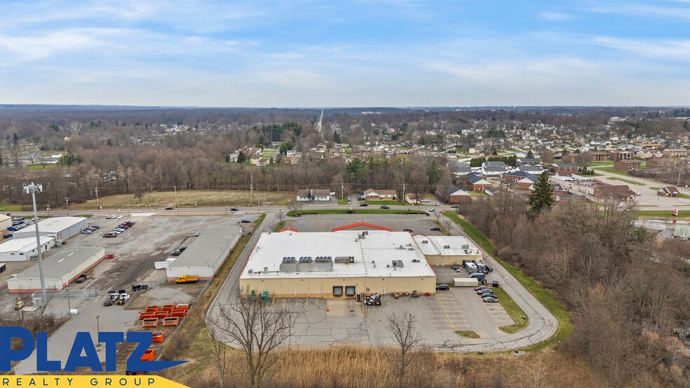 More Photos Of 1135 W Western Reserve Rd, Poland Supermarket For Sale