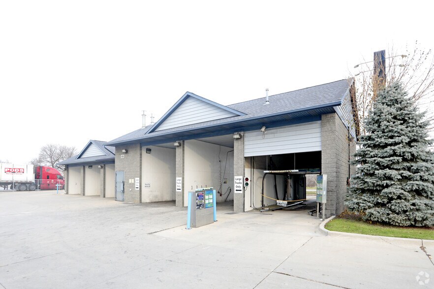 More Photos Of 6800 E 14 Mile Rd, Warren Carwash For Sale