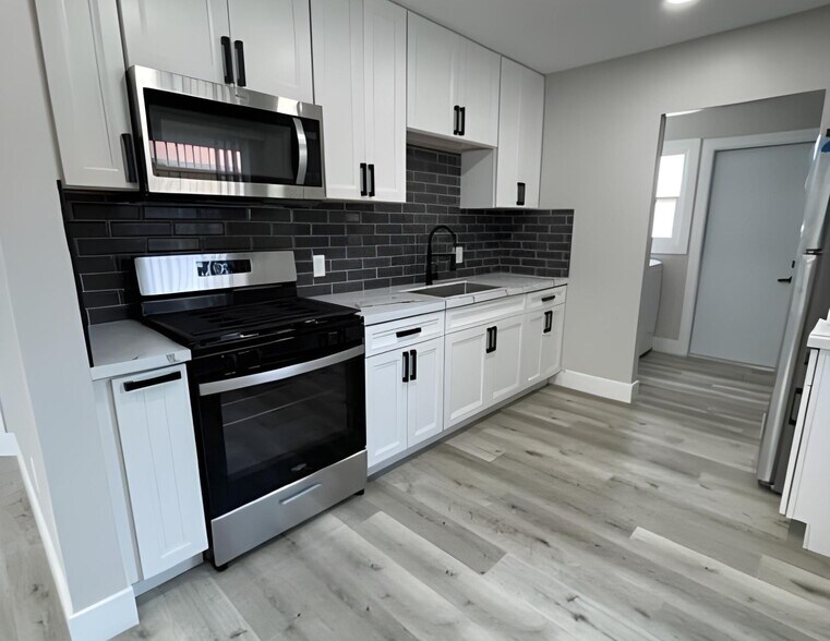 More Photos Of 608 7th St, Imperial Beach Apartments For Sale