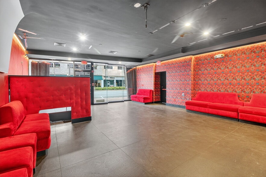 More Photos Of 1220-1220 Washington Ave, Miami Beach Restaurant For Lease
