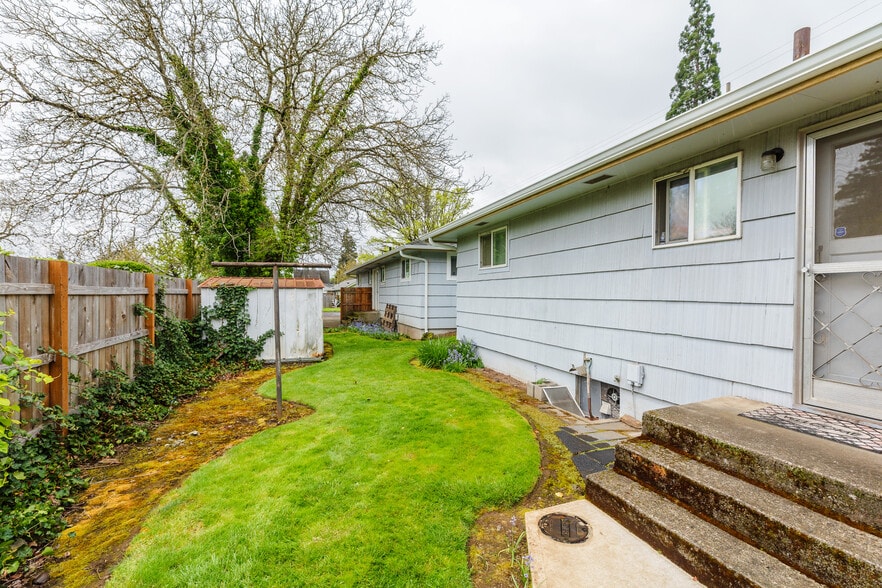 More Photos Of 310 McNary Ave NW, Salem Multifamily For Sale
