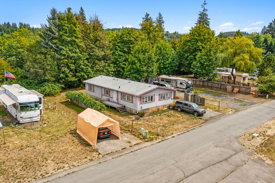 More Photos Of 1105 Riverside Dr, Vernonia Manufactured Housing Mobile Home Park For Sale
