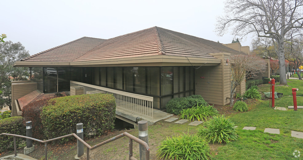 Primary Photo Of 4145 Blackhawk Plaza Cir, Danville Medical For Lease