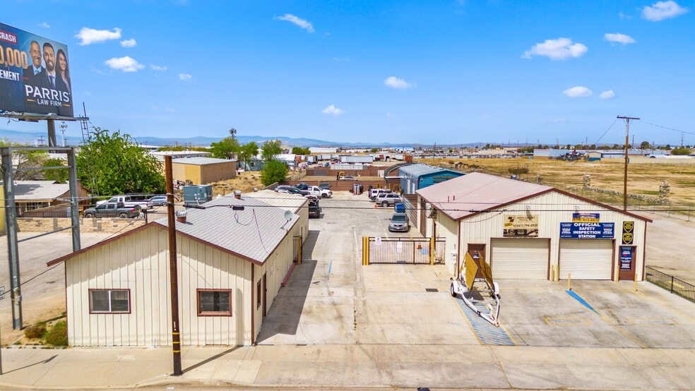 More Photos Of 307 W Avenue I, Lancaster Service For Sale