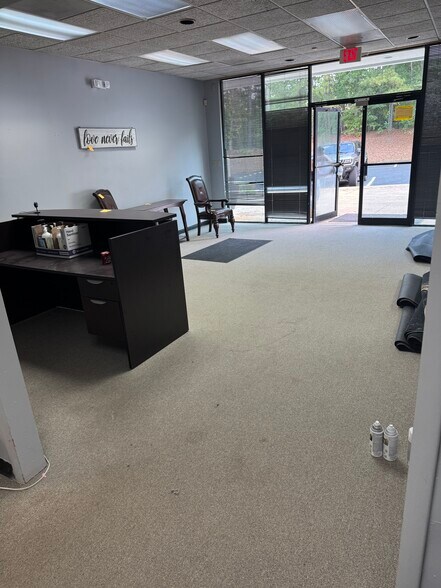 More Photos Of 5000 McGinnis Ferry Rd, Alpharetta General Retail For Sale