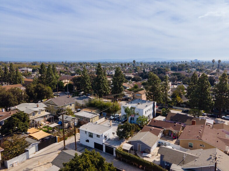 More Photos Of 415 W Pine St, Santa Ana Apartments For Sale