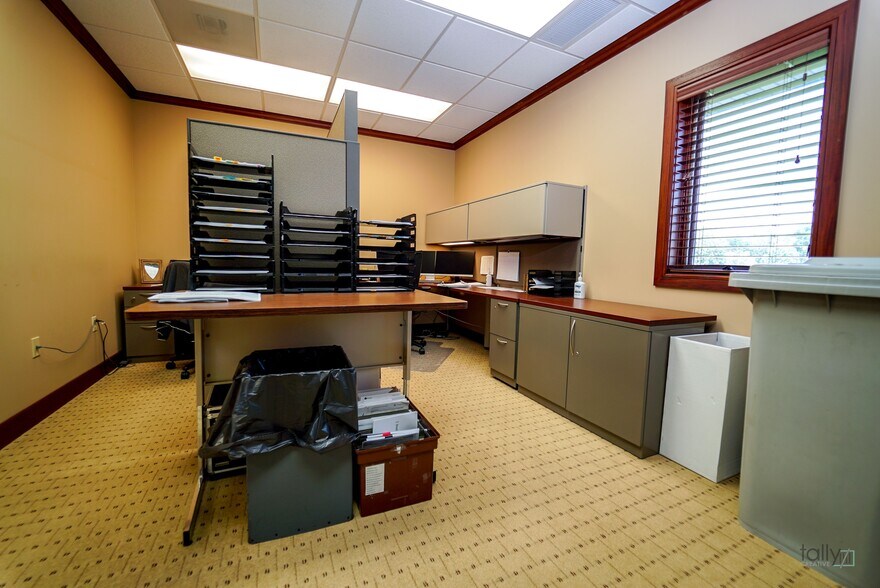 More Photos Of 3032 W Stolley Park Rd, Grand Island Office For Lease