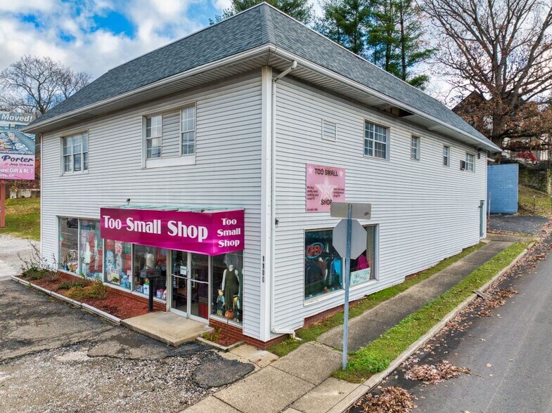 More Photos Of 1100 Murdoch Ave, Parkersburg Storefront Retail Residential For Sale
