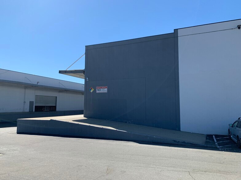 More Photos Of 3550 Tyburn St, Los Angeles Warehouse For Lease