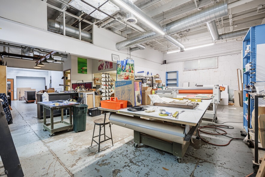 More Photos Of 1024 Garson Ave, Rochester Light Manufacturing For Sale