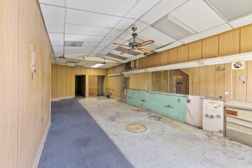 More Photos Of 421 E Santa Clara St, San Jose Storefront Retail Office For Sale