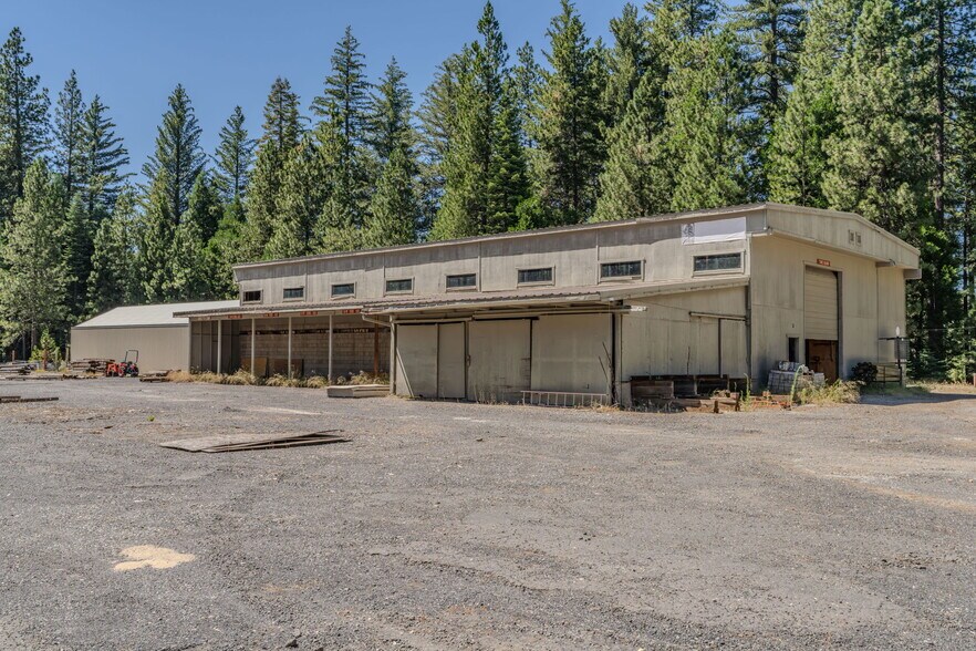 More Photos Of 1495 Linebaugh Rd, Arnold Industrial For Sale