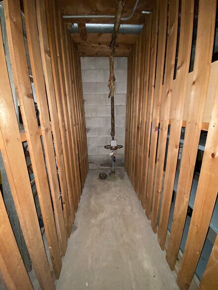 More Photos Of 7009 W Tripoli Ave, Milwaukee Apartments For Sale