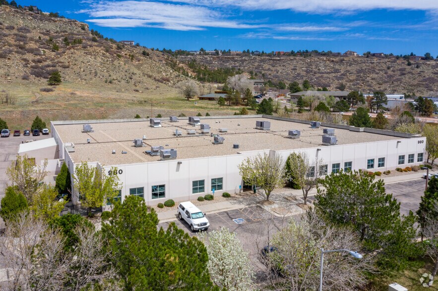 More Photos Of 980 Elkton Dr, Colorado Springs Flex For Lease