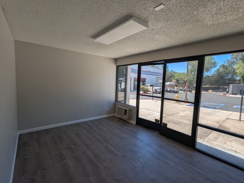 More Photos Of 3140 El Camino Real Ave, Atascadero Warehouse For Lease