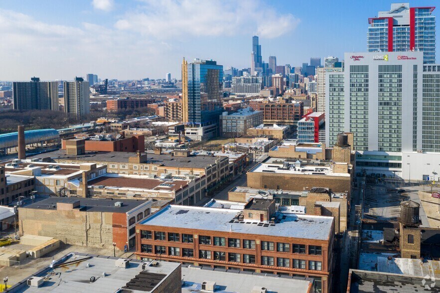 More Photos Of 2255 S Michigan Ave, Chicago Apartments For Lease