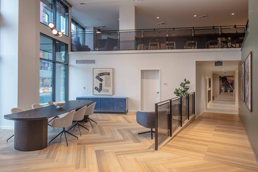 More Photos Of 1725 SW Salmon St, Portland Apartments For Lease