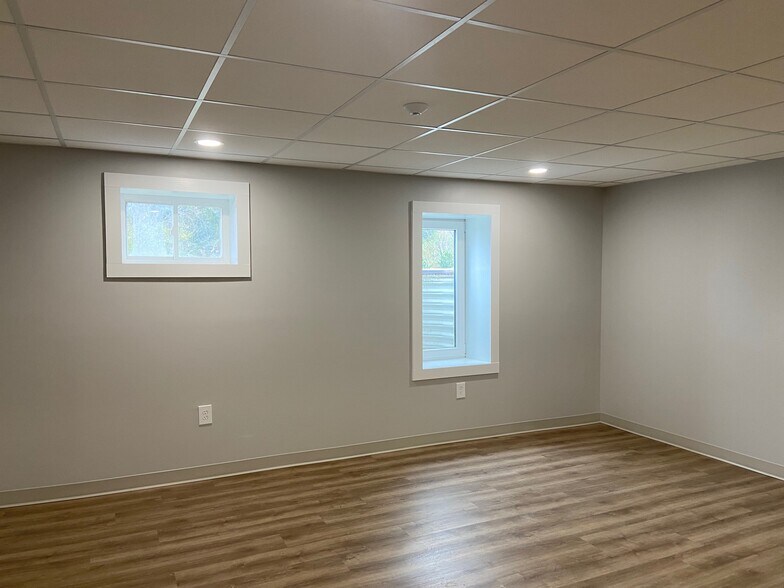 More Photos Of 909 S Main St, Bel Air Office For Lease