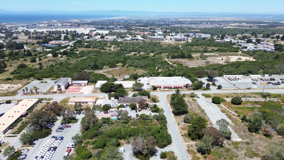 More Photos Of 2720 Colonel Durham st, Seaside Warehouse For Sale