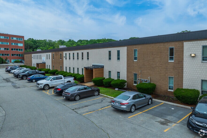 More Photos Of 44-48 6th Rd, Woburn Manufacturing For Lease