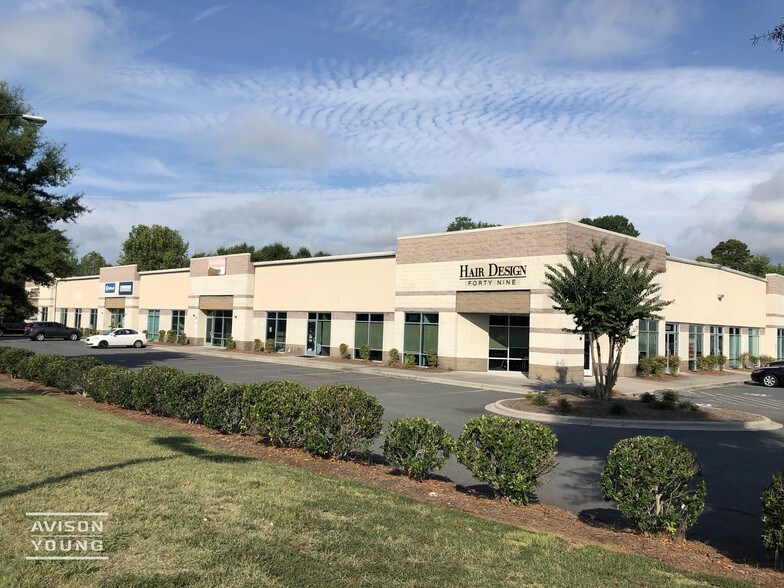 Primary Photo Of 13331 York Center Dr, Charlotte Light Distribution For Sale